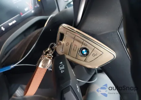 2021 BMW X3 Sdrive30I z USA, uszkodzony, nr VIN 5UXTY3C07M9E67468